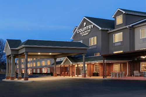 Country Inn & Suites by Radisson, London, KY image 22