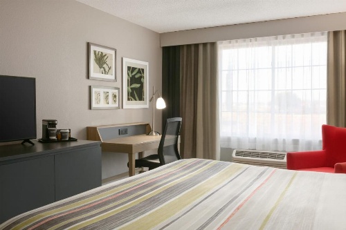 Country Inn & Suites by Radisson, London, KY image 43